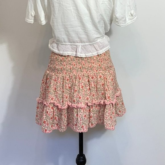 SHE MADE ME Floral Mini Skirt Size Small - Picture 4 of 6